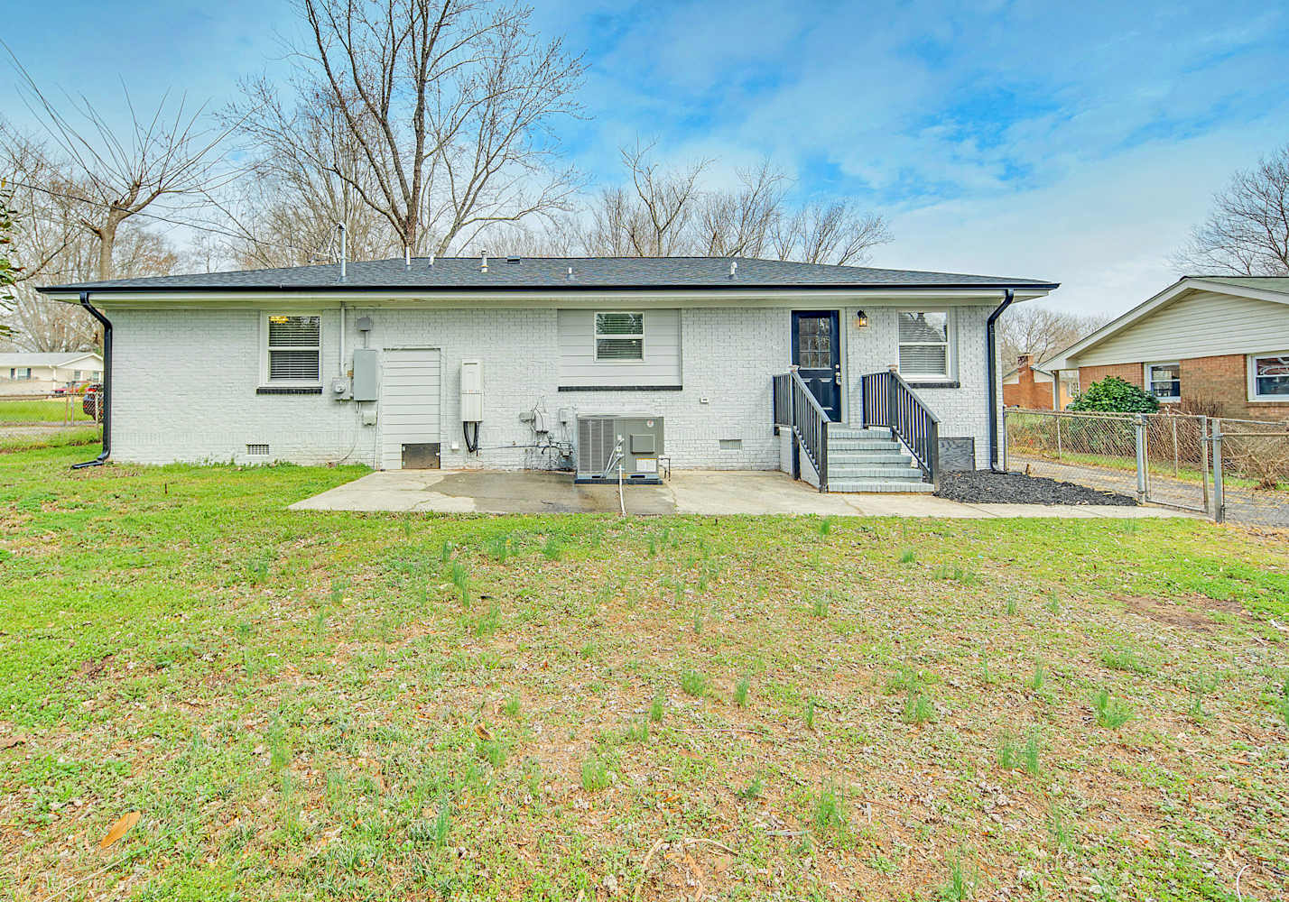 4240 Winedale Ln, Charlotte photo 23