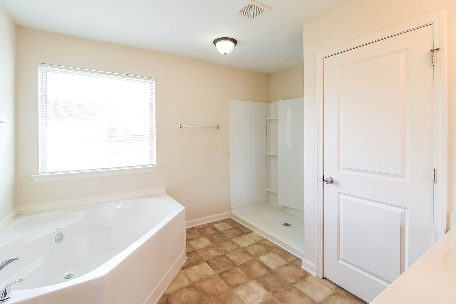 4291 Henry Ridge Ct, Loganville photo 13