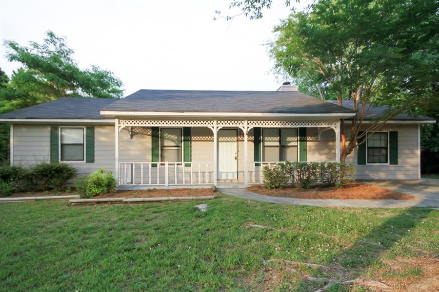 4292 Gravitt Pl, Duluth photo 1