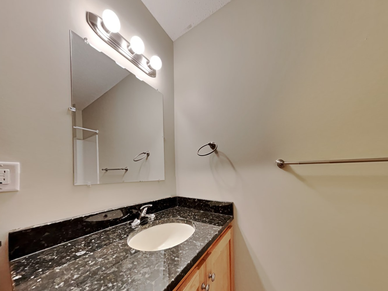 430 Elsie Inn, Saint Paul photo 18