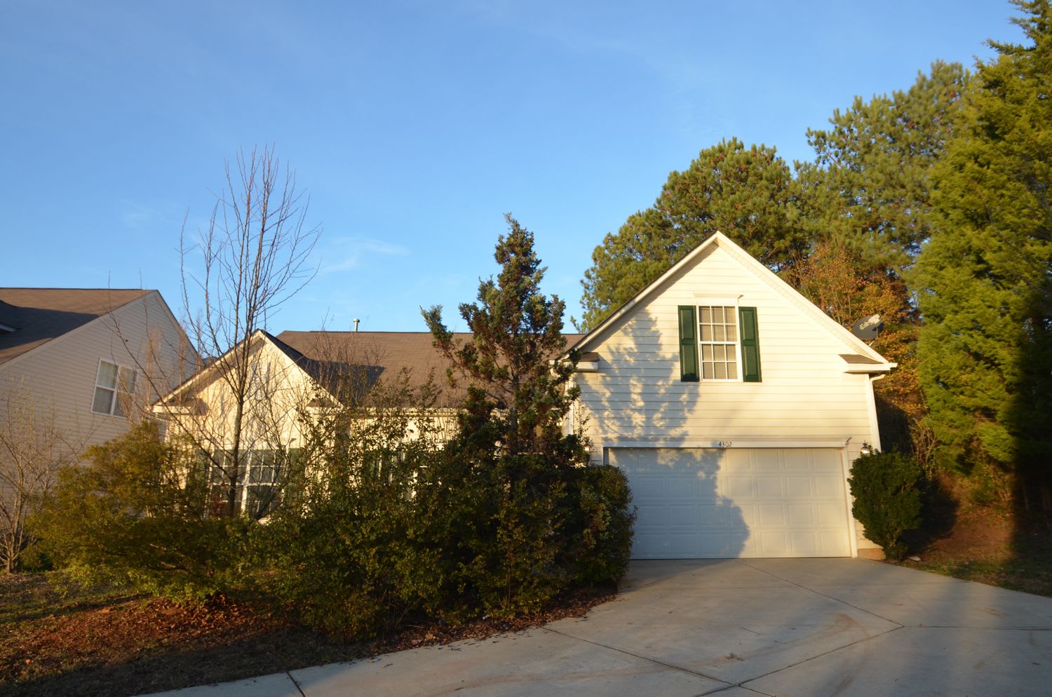 Front of 4302 Clymer Ct, Charlotte, NC