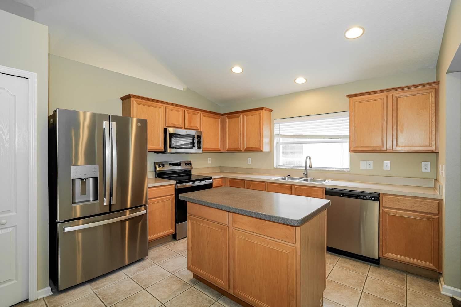 4315 Marchmont Blvd, Land O Lakes photo 6
