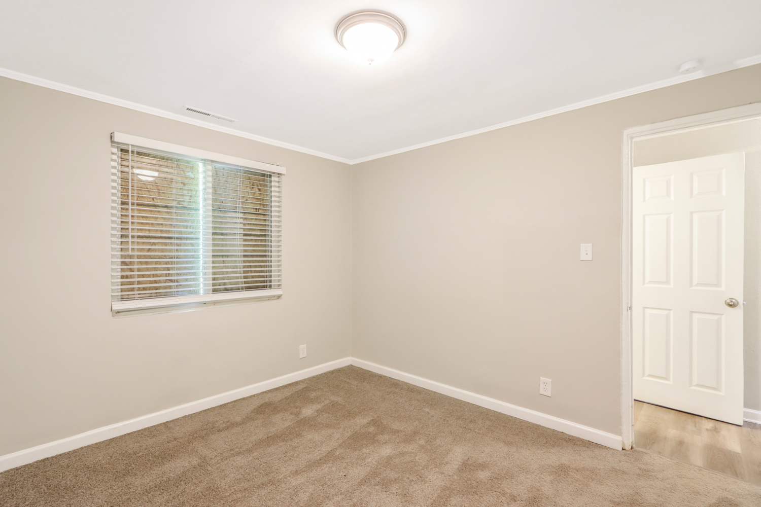 4315 Mercer Rd, Decatur photo 12