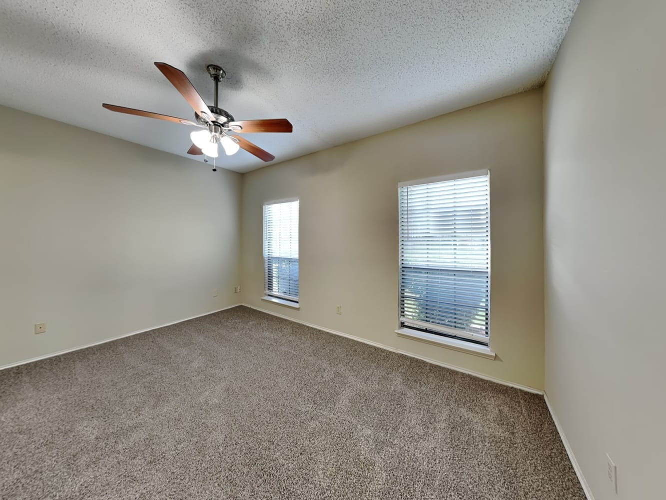 4317 Saugus Dr, Grand Prairie photo 9