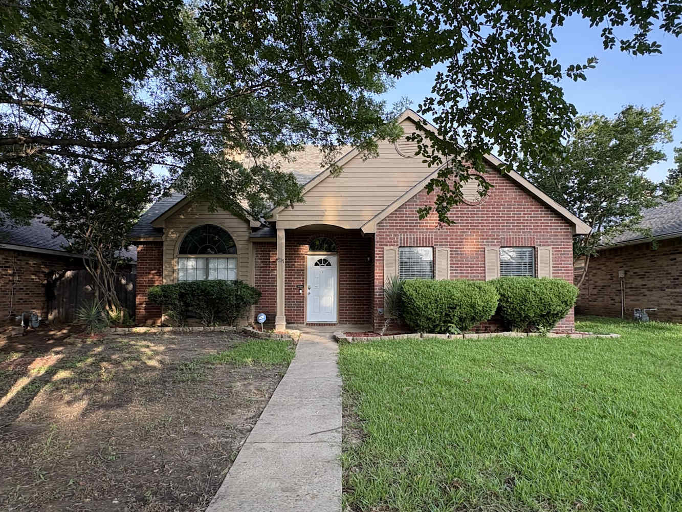 4317 Saugus Dr, Grand Prairie photo 1