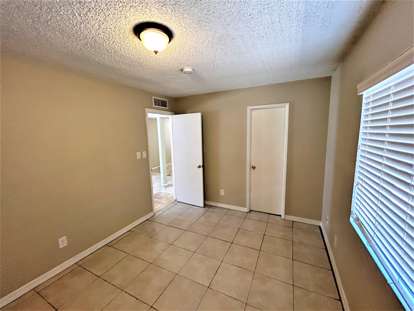 4319 N 79th Dr, Phoenix photo 11