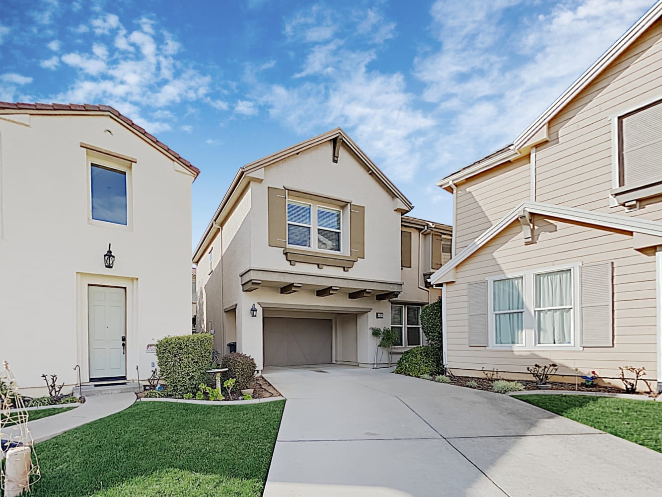 Front of 4324 Mount Kisco Way, Rancho Cordova, CA