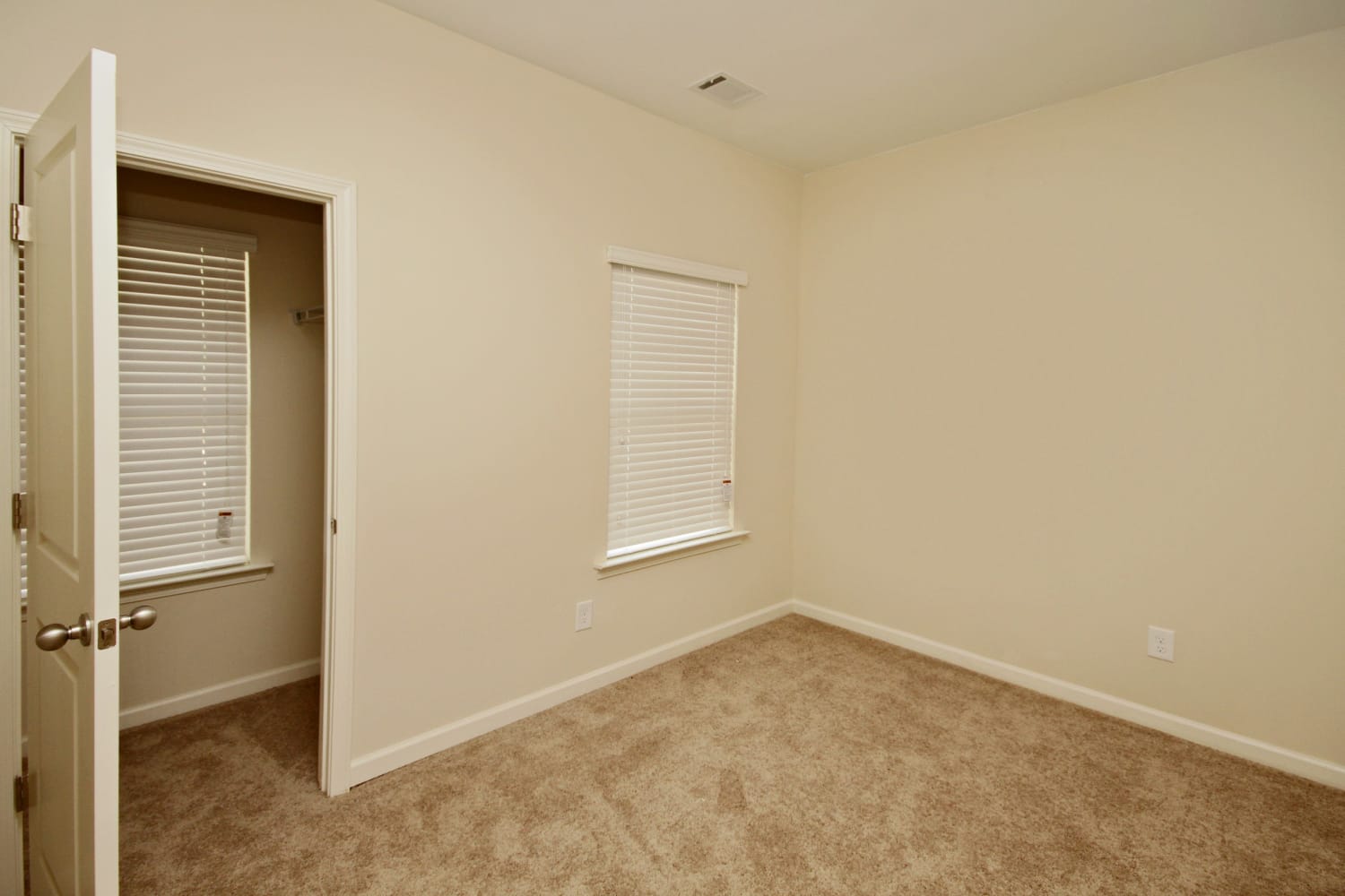 4325 Ewing Farm Ct, Loganville photo 9