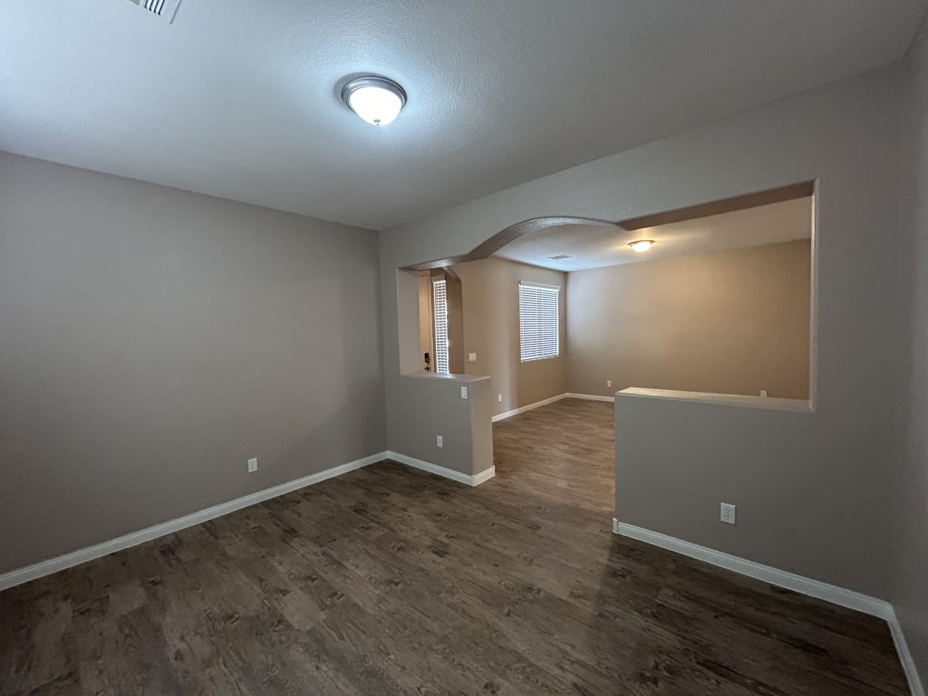 433 Mystic River St, Henderson photo 2