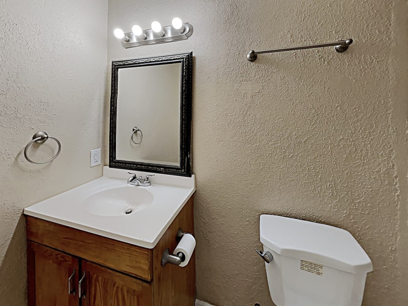 4343 Kevinkay Dr, Houston photo 10