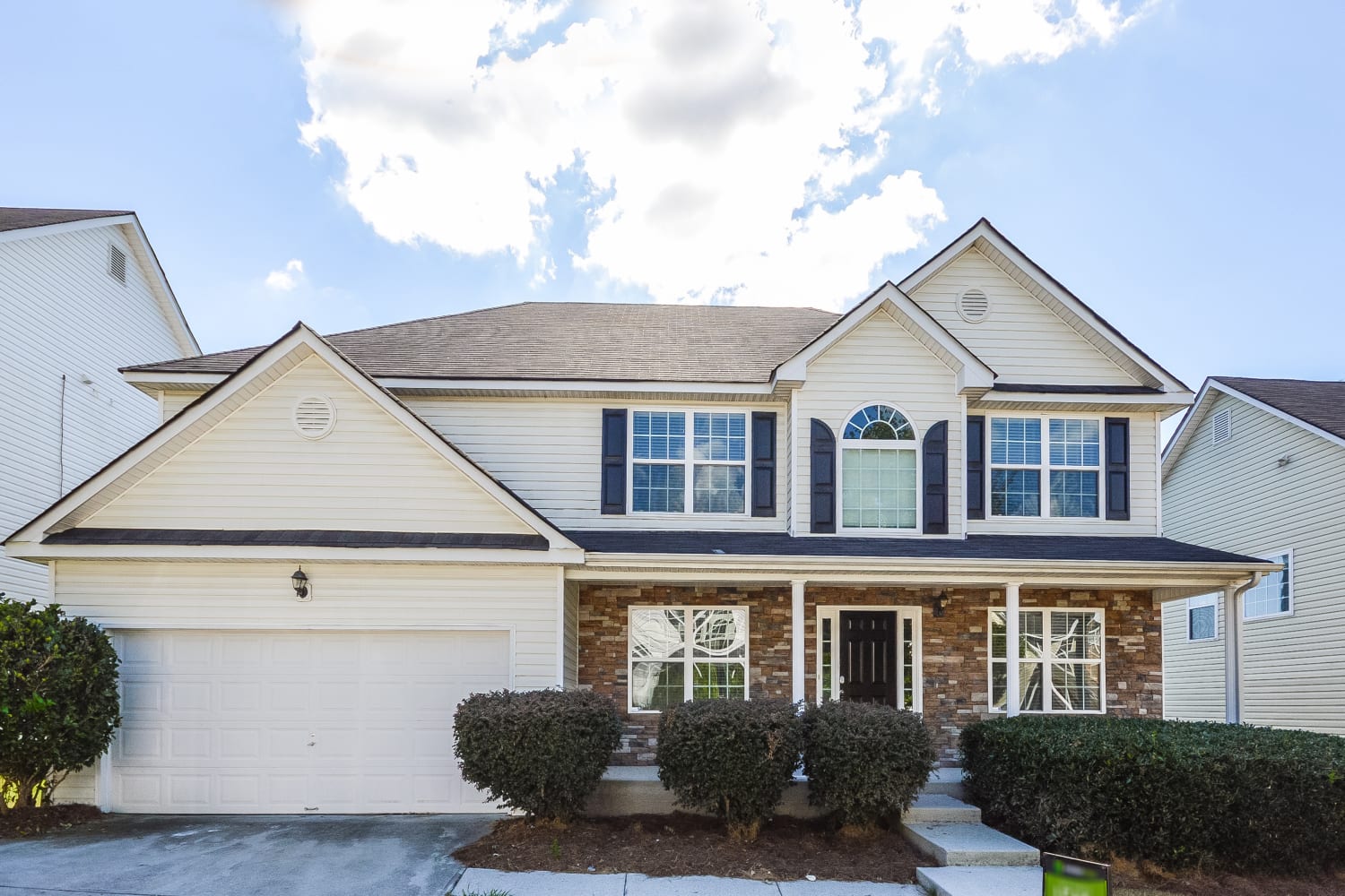 Front of 4351 Prather Son Dr, Loganville, GA