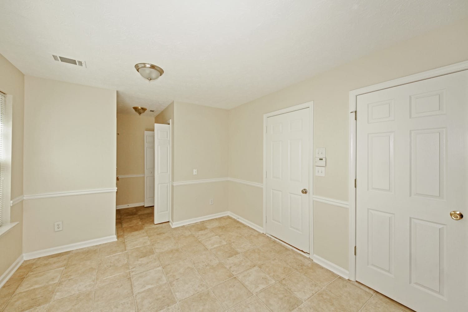 4377 Shoreside Cir, Snellville photo 7