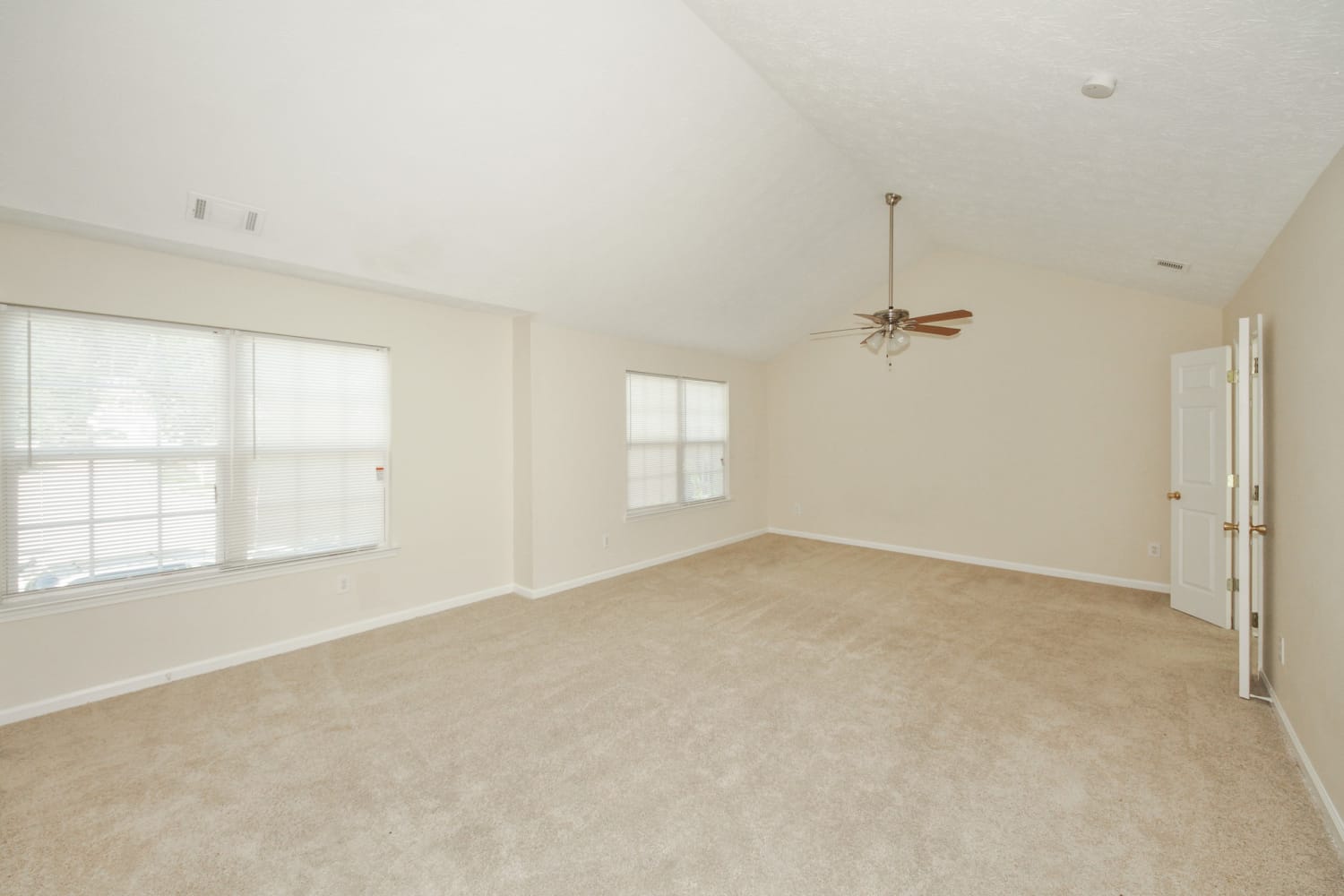 4377 Shoreside Cir, Snellville photo 11