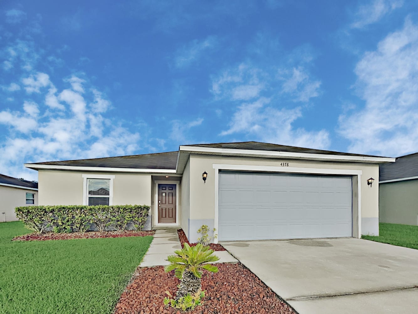 Front of 4378 Sun Center Rd, Mulberry, FL