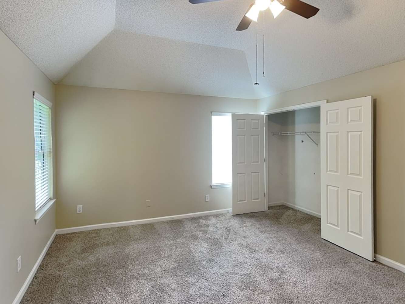 438 Pecan Wood Cir, Fairburn photo 14