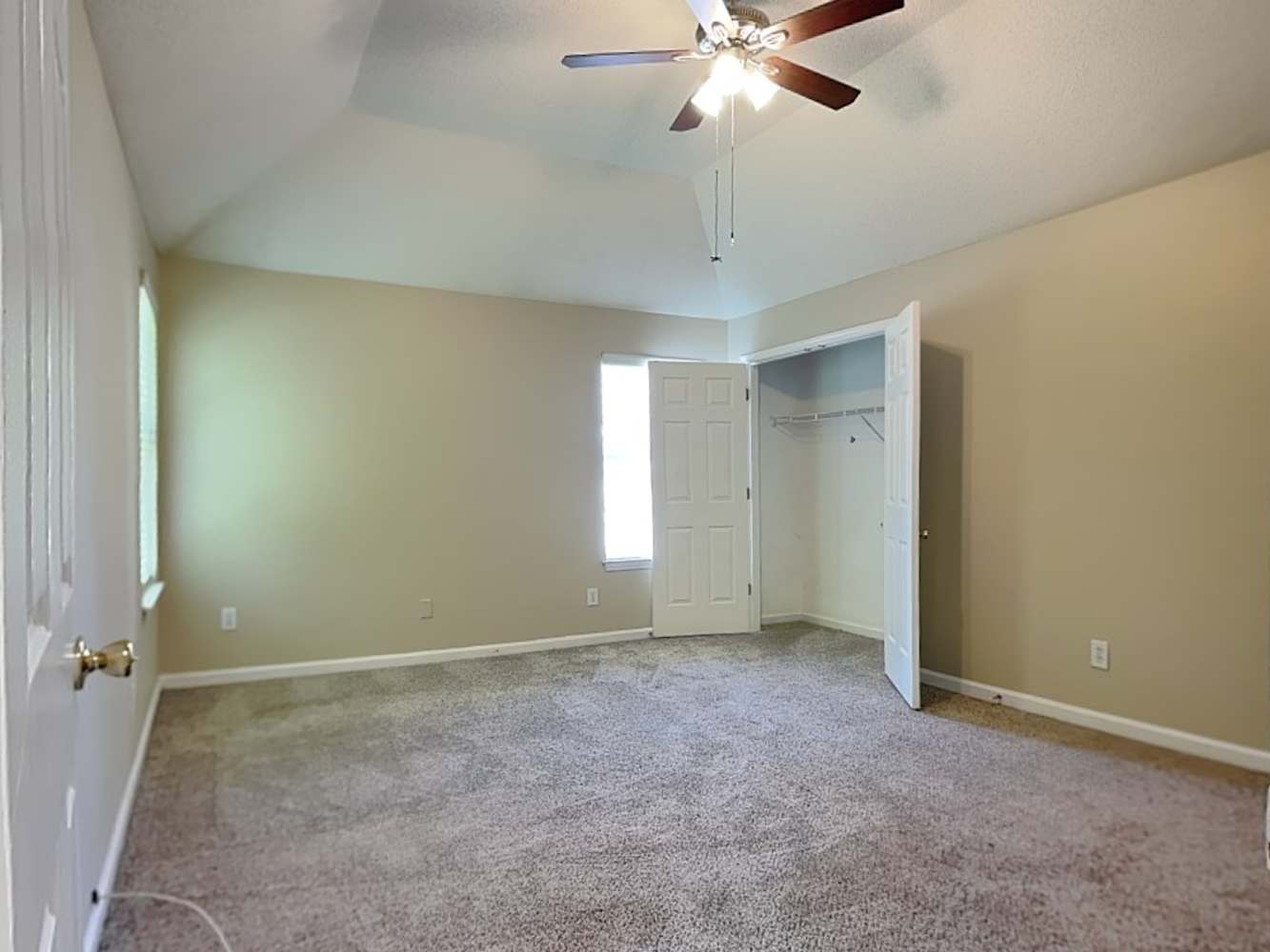 438 Pecan Wood Cir, Fairburn photo 16