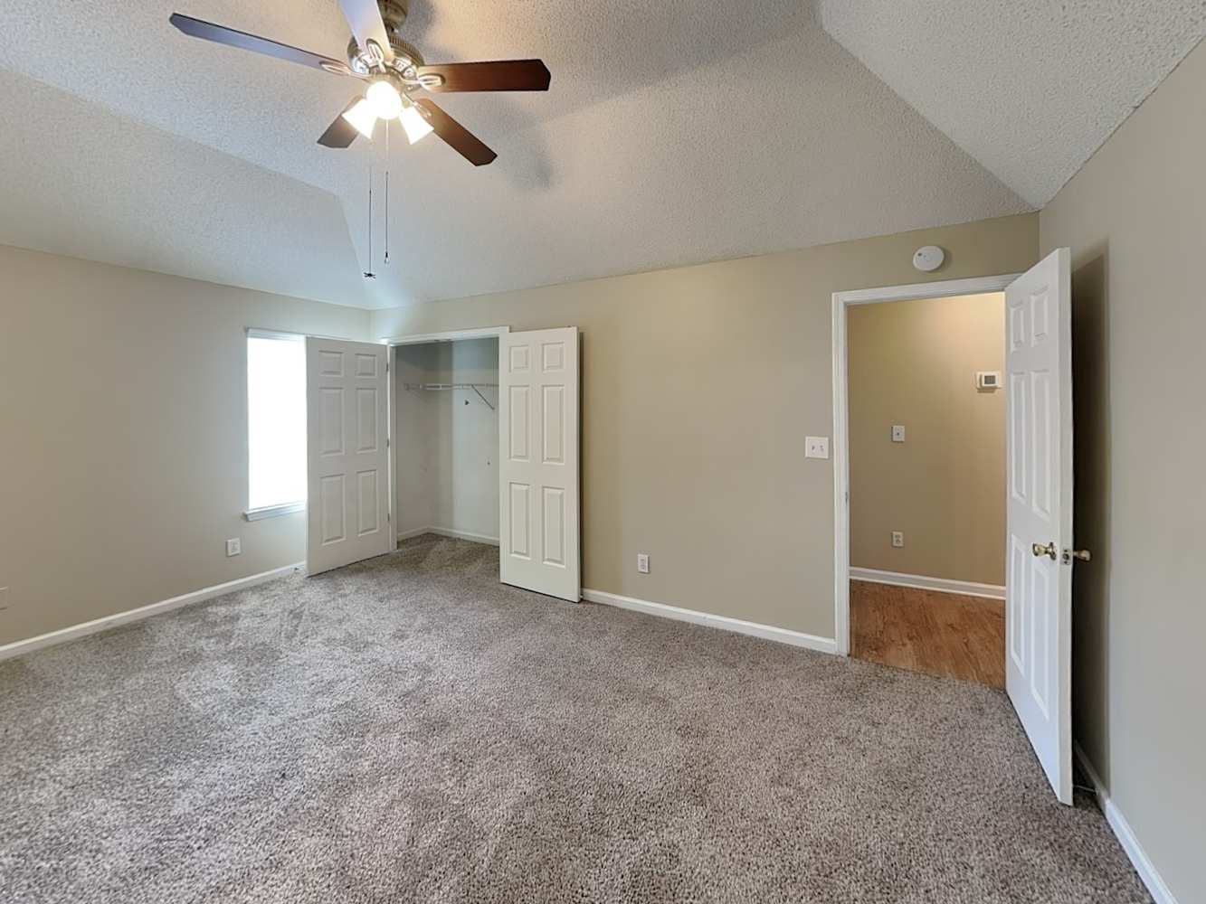 438 Pecan Wood Cir, Fairburn photo 15