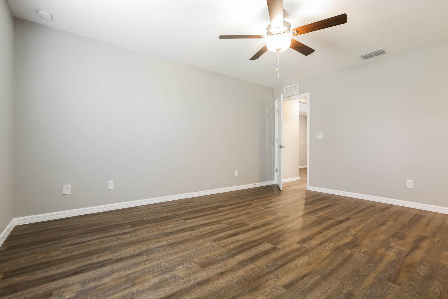 438 SE Karney Ter, Port Saint Lucie photo 8