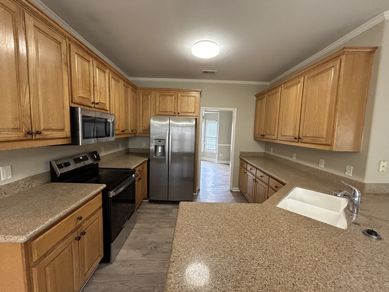 4399 Beacon Hill Dr SW, Lilburn photo 6