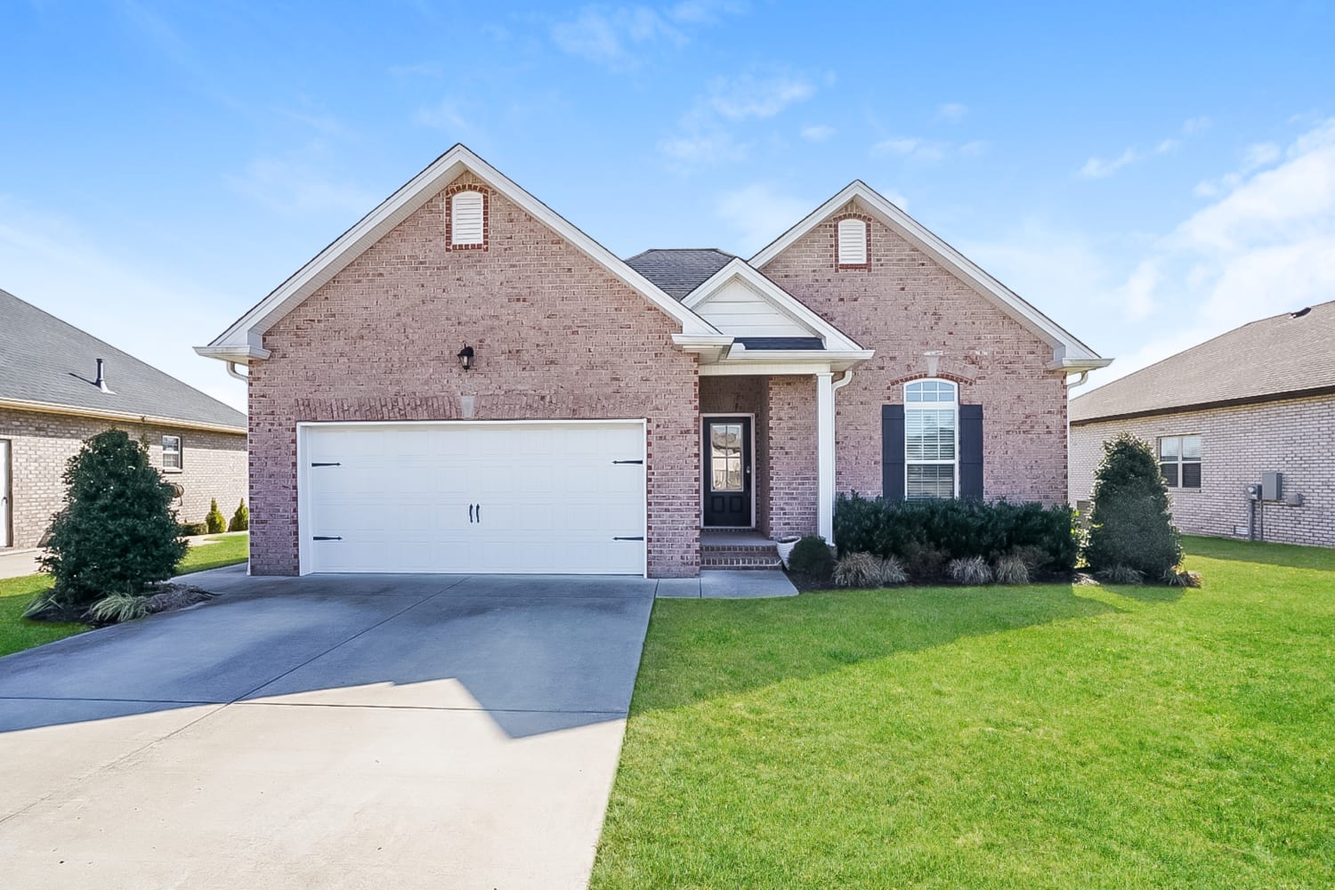 Front of 440 Lucy Cir, Gallatin, TN