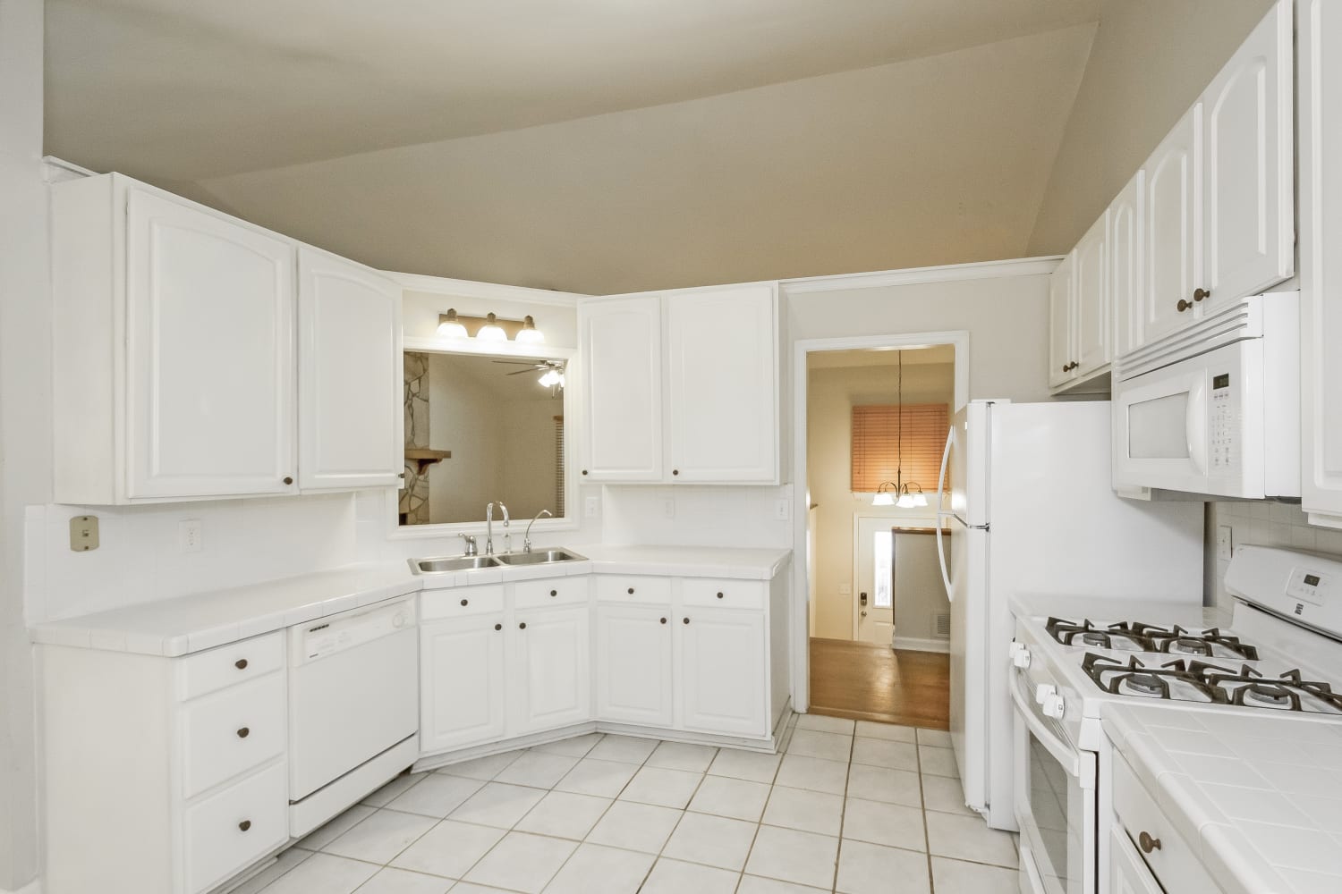 4402 Marci St, Snellville photo 12
