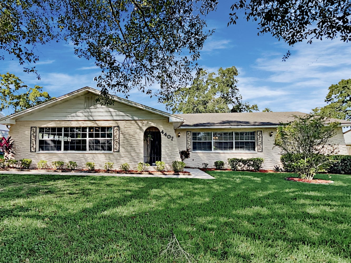 4407 Orangewood Loop E, Lakeland photo 1