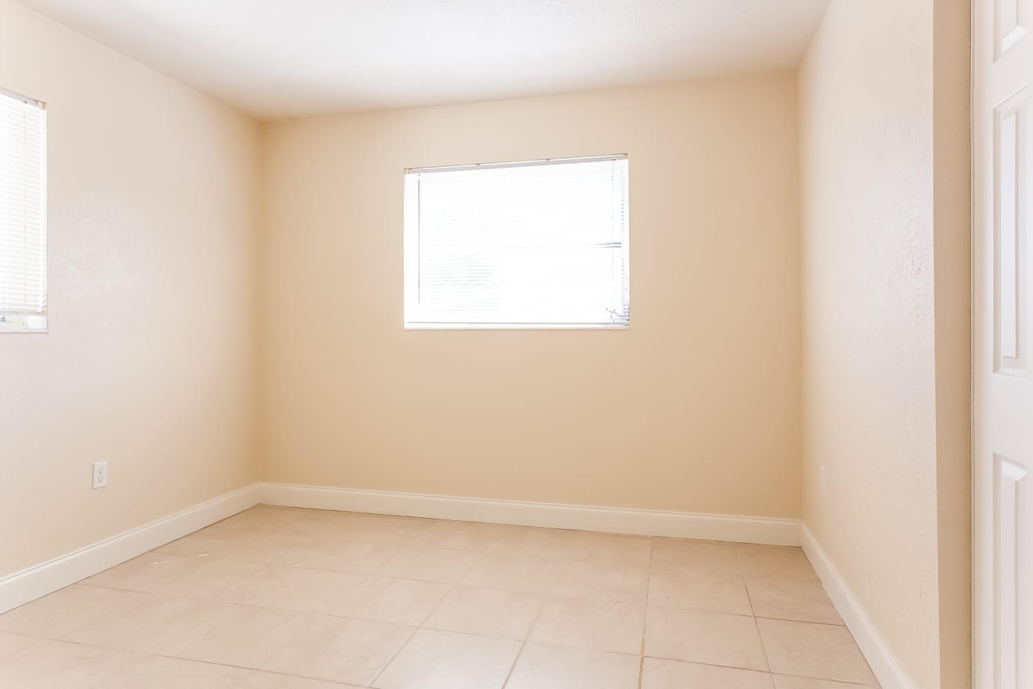 441 Dionne Dr, West Palm Beach photo 8