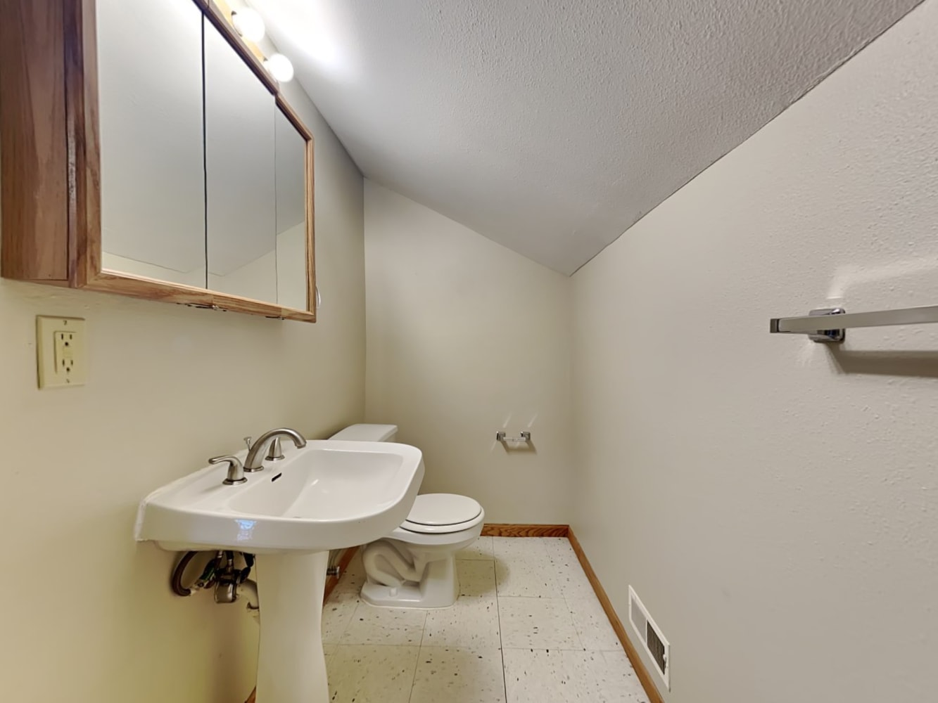 4416 1st Ave S, Minneapolis photo 22