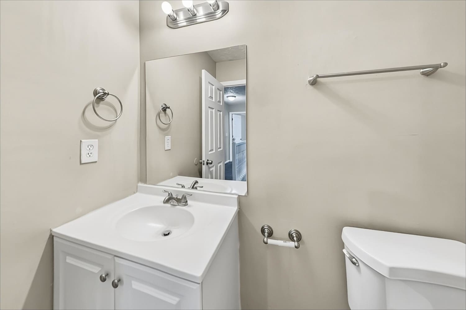 4416 Glen Heights Trl, Snellville photo 19