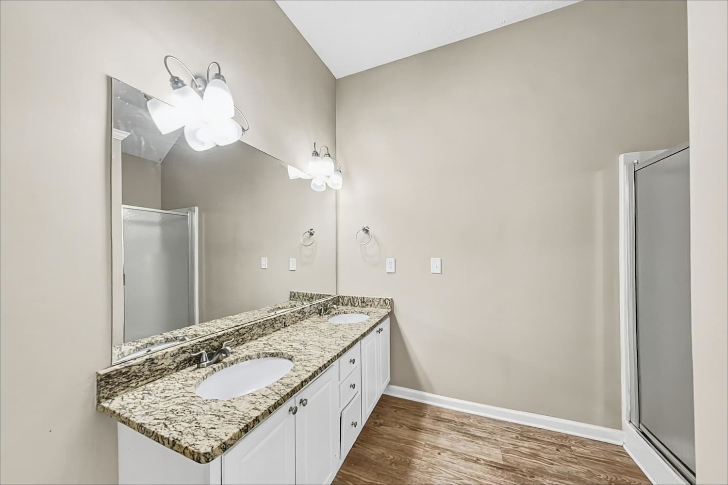 4416 Glen Heights Trl, Snellville photo 14