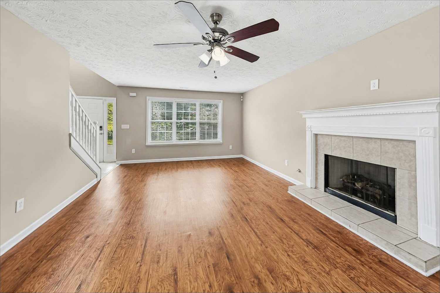 4416 Glen Heights Trl, Snellville photo 7