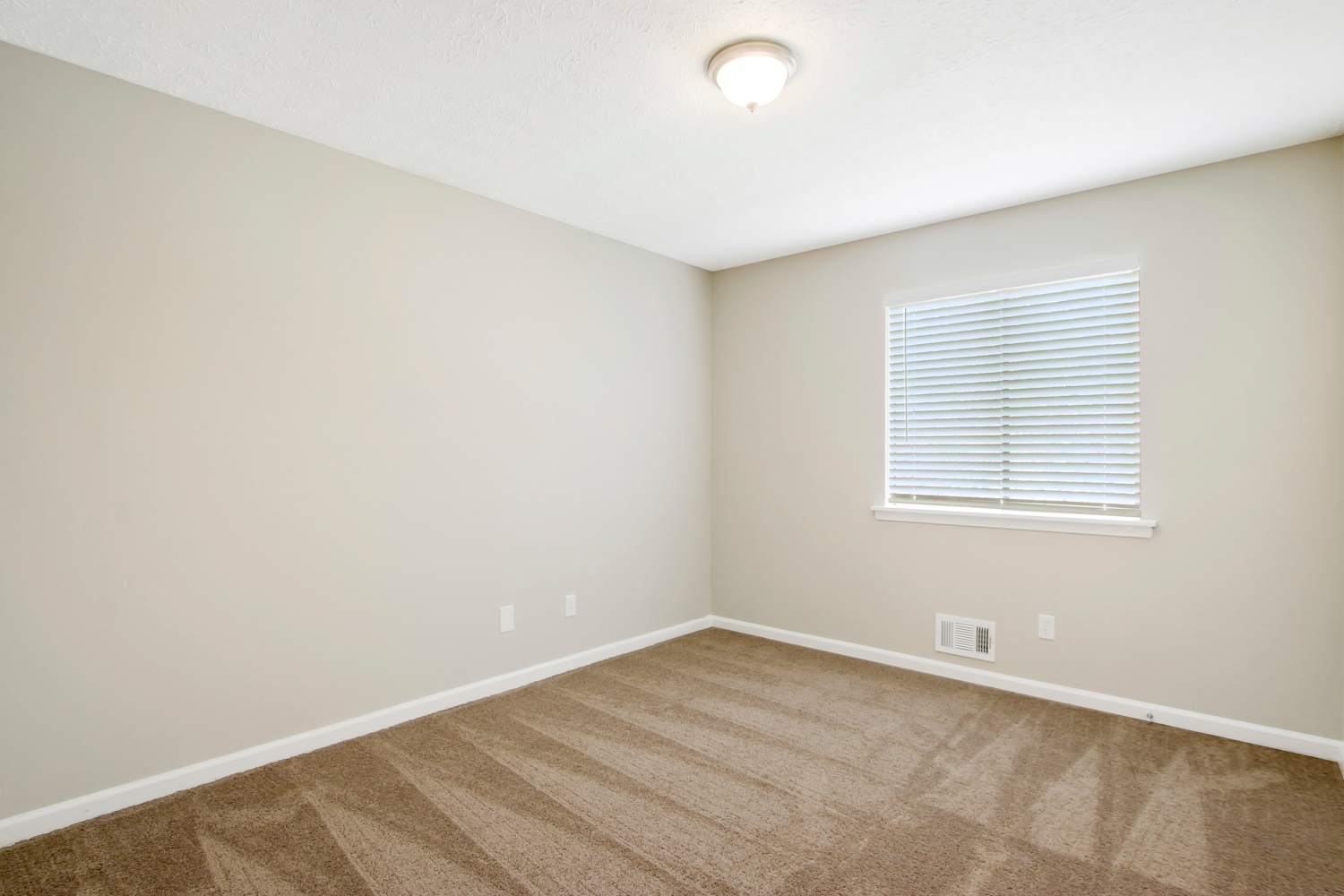 4421 Blackbirch Ln, Decatur photo 14