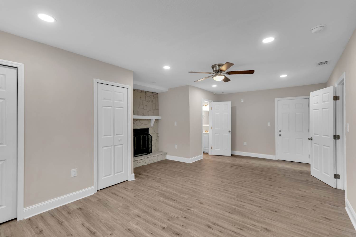4426 W Iowa Ave, Tampa photo 6