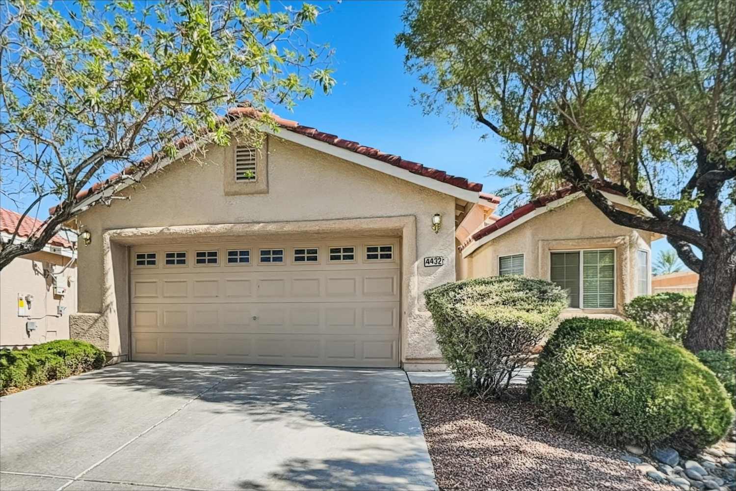 4432 Meadowlark Wing Way, North Las Vegas photo 1