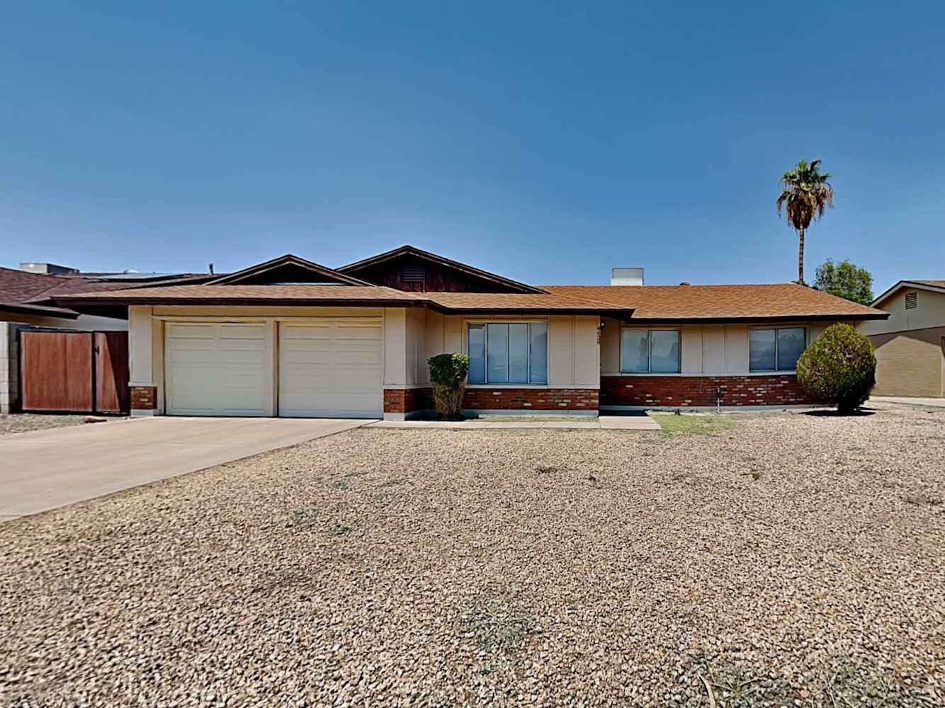 Front of 4438 W Mercer Ln, Glendale, AZ