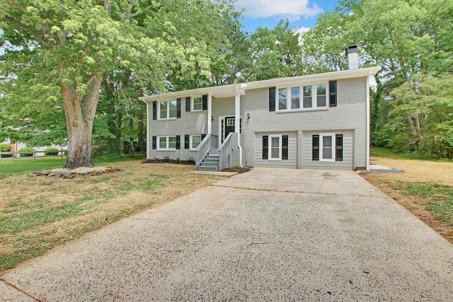 Front of 4450 Myrtle Hill Rd Ne, Kennesaw, GA