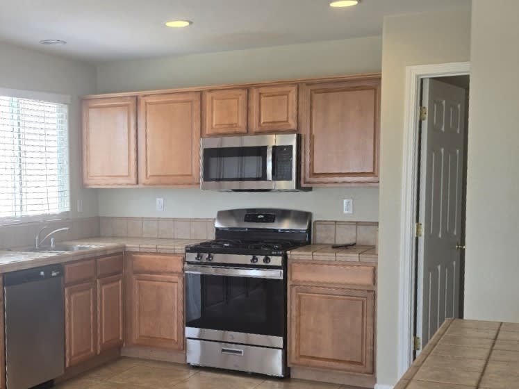 4456 Aubergine Way, Mather photo 6