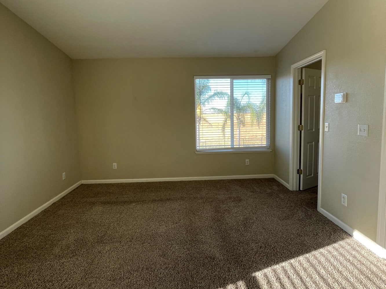 4456 Aubergine Way, Mather photo 11