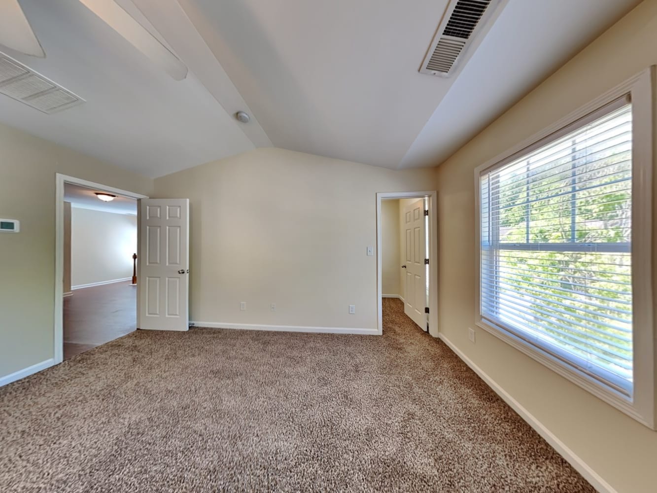 447 Grenier Ter, Lawrenceville photo 11