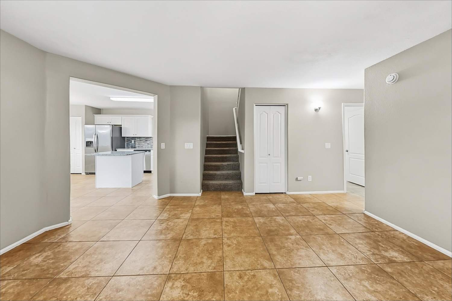447 W Corriente Ct, San Tan Valley photo 6