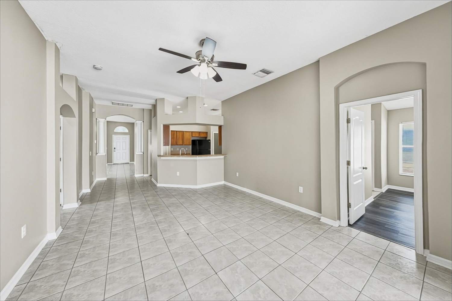 449 Stone Briar Dr, Ruskin photo 5