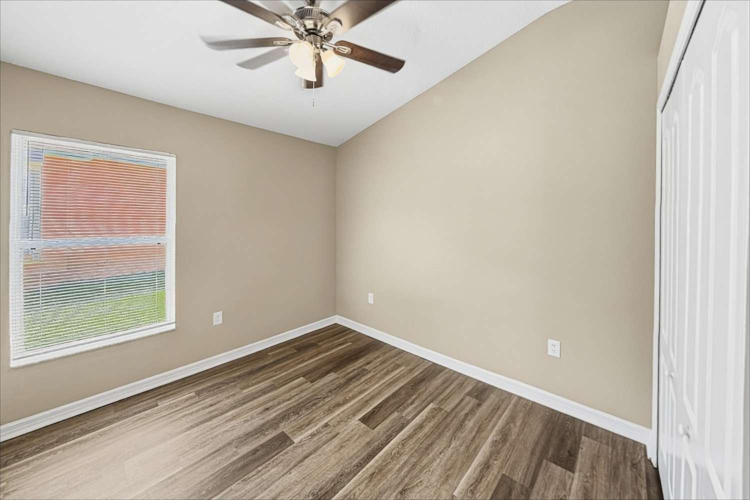 449 Stone Briar Dr, Ruskin photo 15