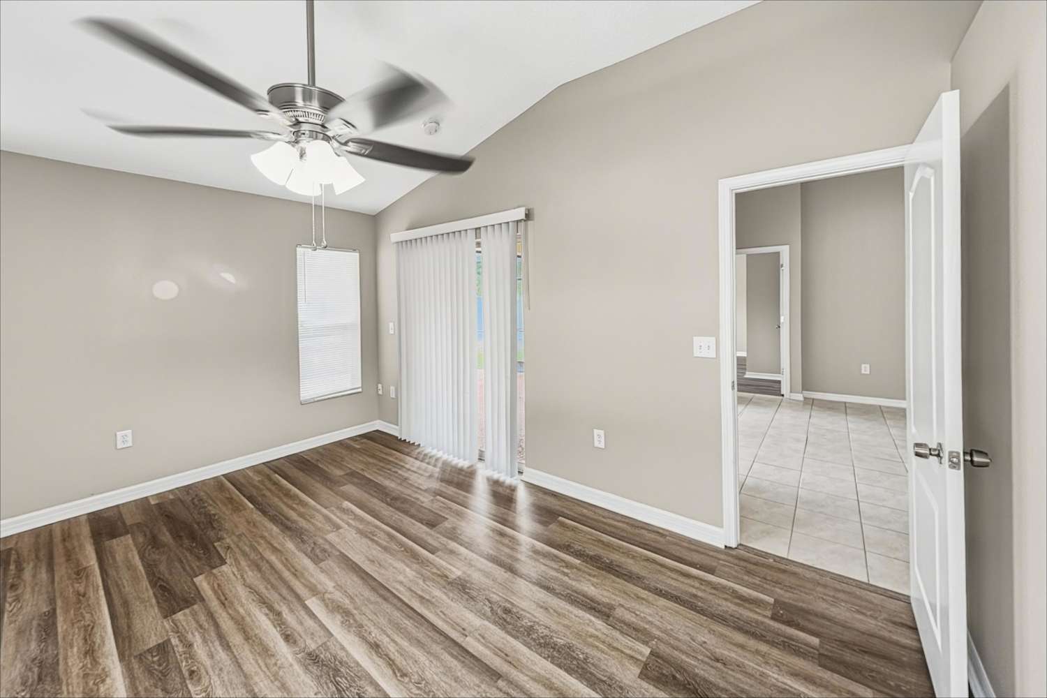449 Stone Briar Dr, Ruskin photo 9