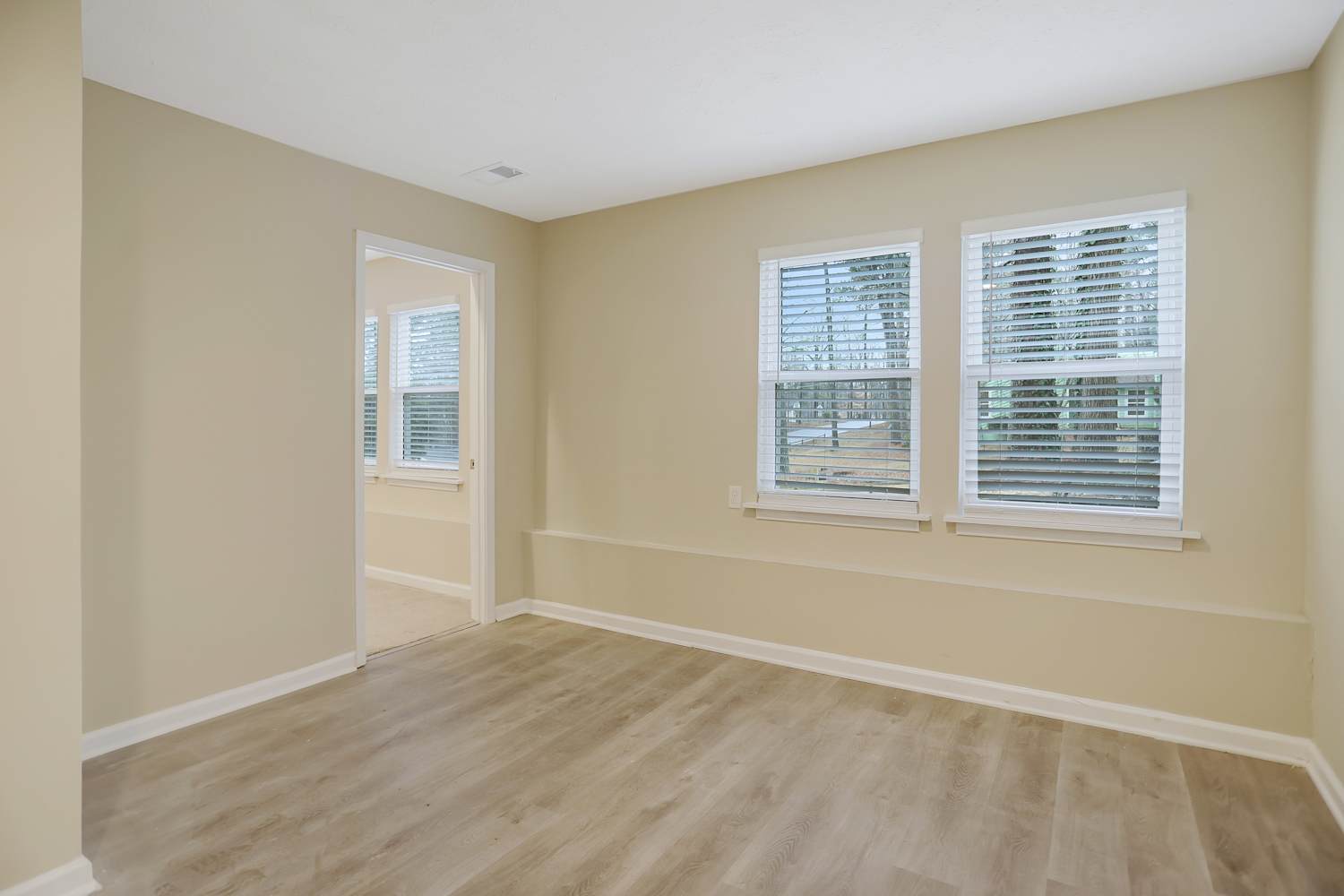 4496 Fowler Ln, Snellville photo 12