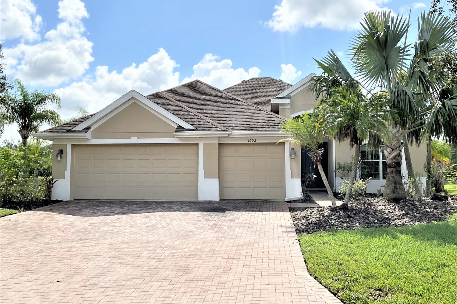 Front of 4502 70th Ave E, Ellenton, FL