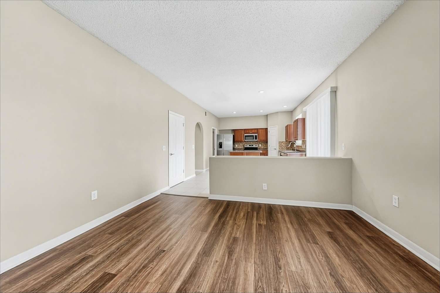 4502 Stable Dr, Valrico photo 6
