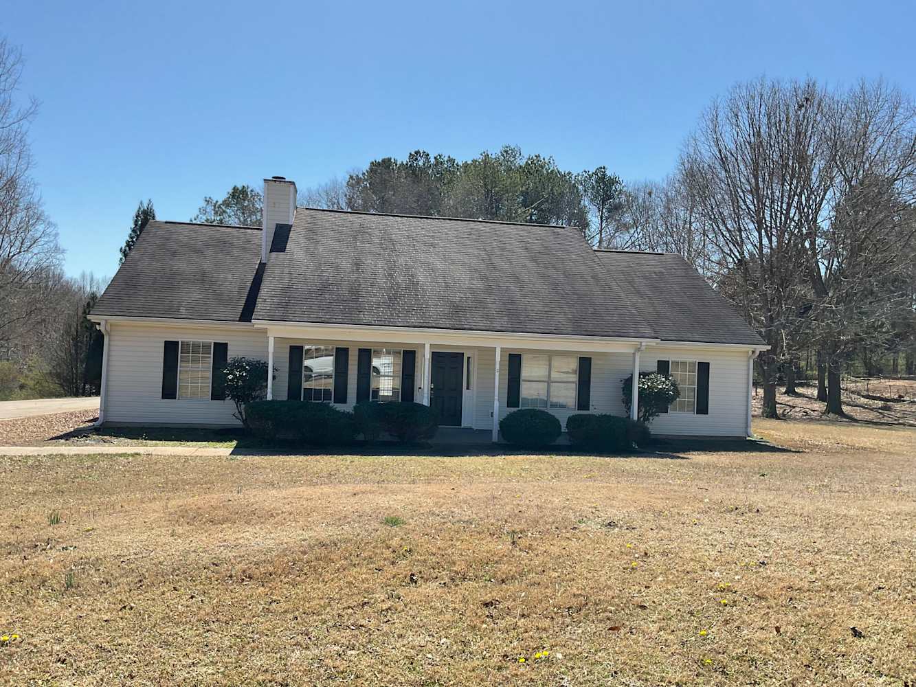 Front of 4514 Yorktown Dr, Bethlehem, GA