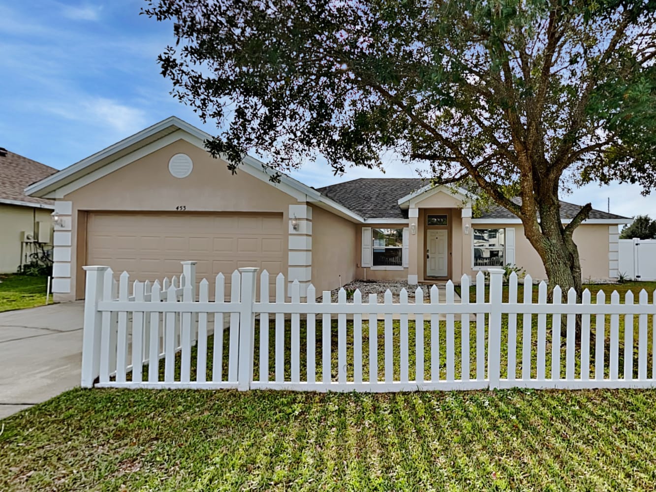 453 Peace Ct, Poinciana photo 1