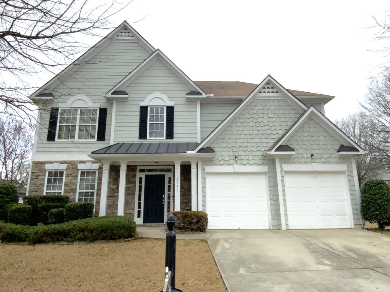Front of 4541 Columbus Cir, Acworth, GA