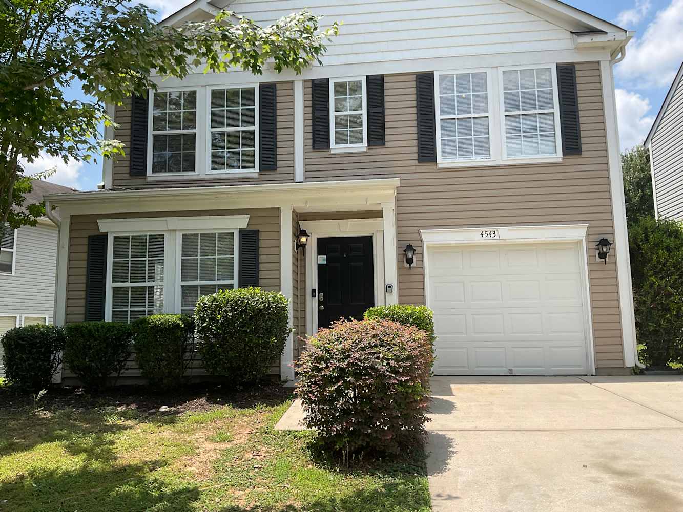 Front of 4543 Stone Mountain Dr, Gastonia, NC